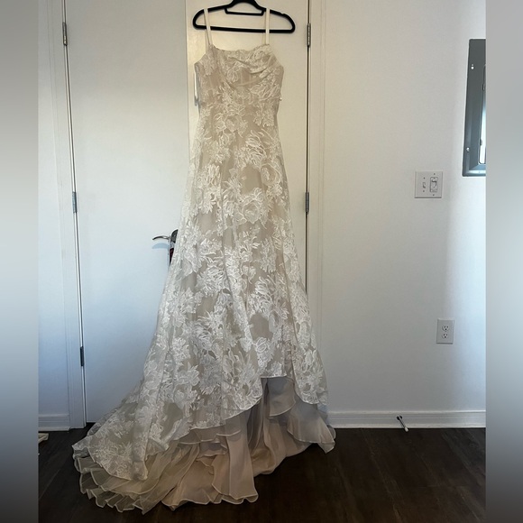 Ingrid Olić Rosalee wedding gown - Picture 2 of 9